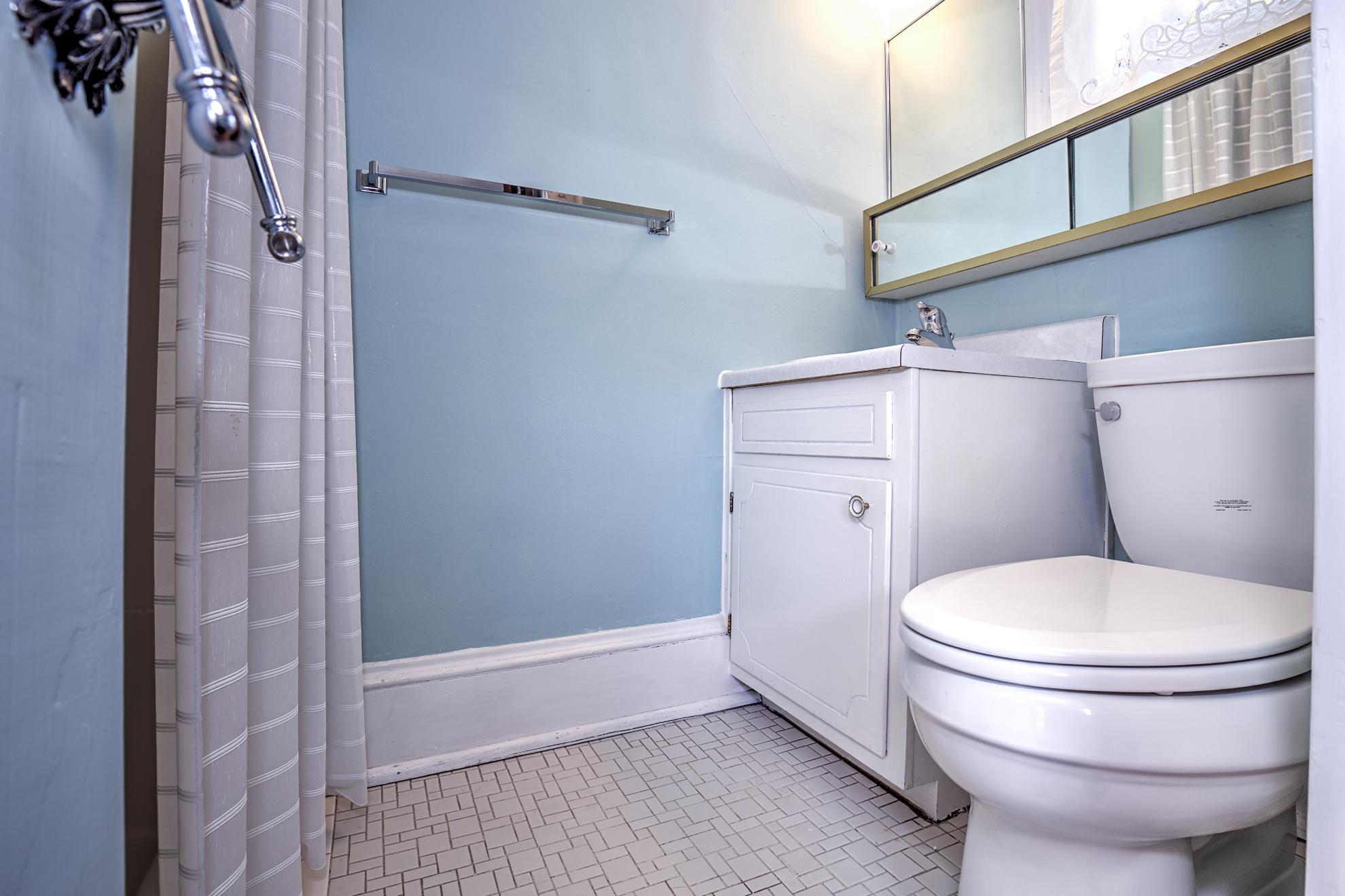 1640 Persinger Road Southwest Roanoke, VA 24015 - Photo 56 of 63 Room5Bath