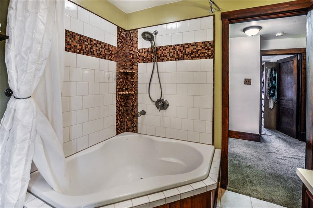 226 Ridgewood Avenue Pittsburgh, PA 15229 - Photo 15 of 25 Gallery Image 15