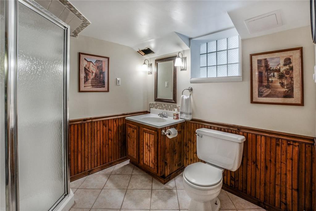 226 Ridgewood Avenue Pittsburgh, PA 15229 - Photo 17 of 25 Gallery Image 17