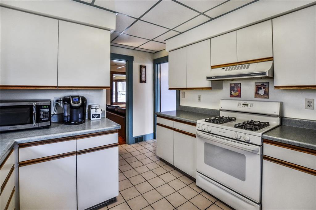 226 Ridgewood Avenue Pittsburgh, PA 15229 - Photo 9 of 25 Gallery Image 9