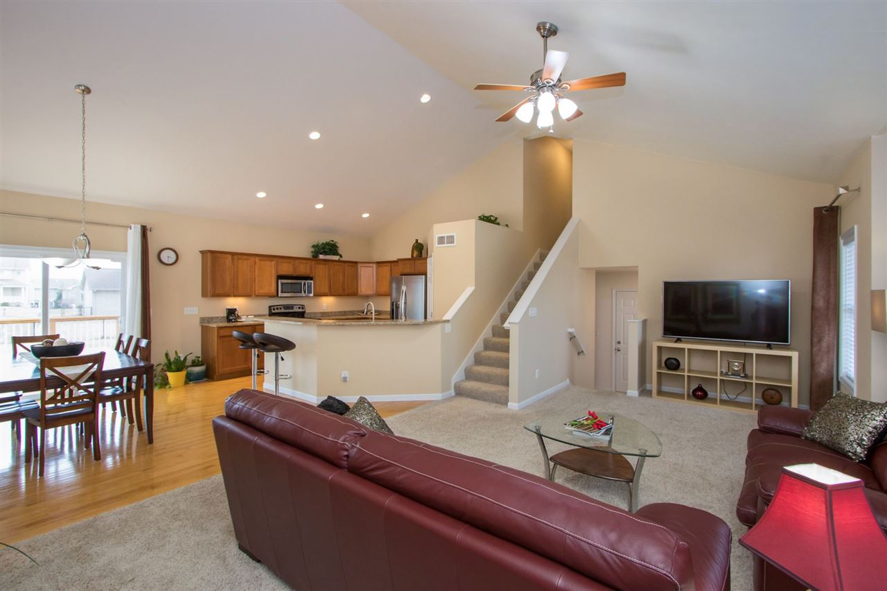 3411 Killarney Road Iowa City, IA 52246 - Photo 6 of 27 Gallery Image 6