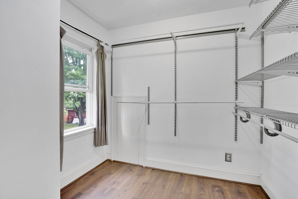 33 Olmsted Drive Springfield, MA 01108 - Photo 15 of 23