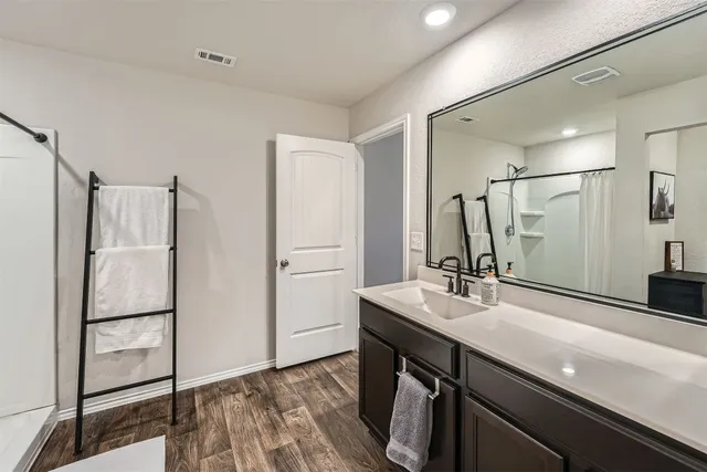 $1,650 | 6404 Diamondleaf Bend, Austin, TX 78724