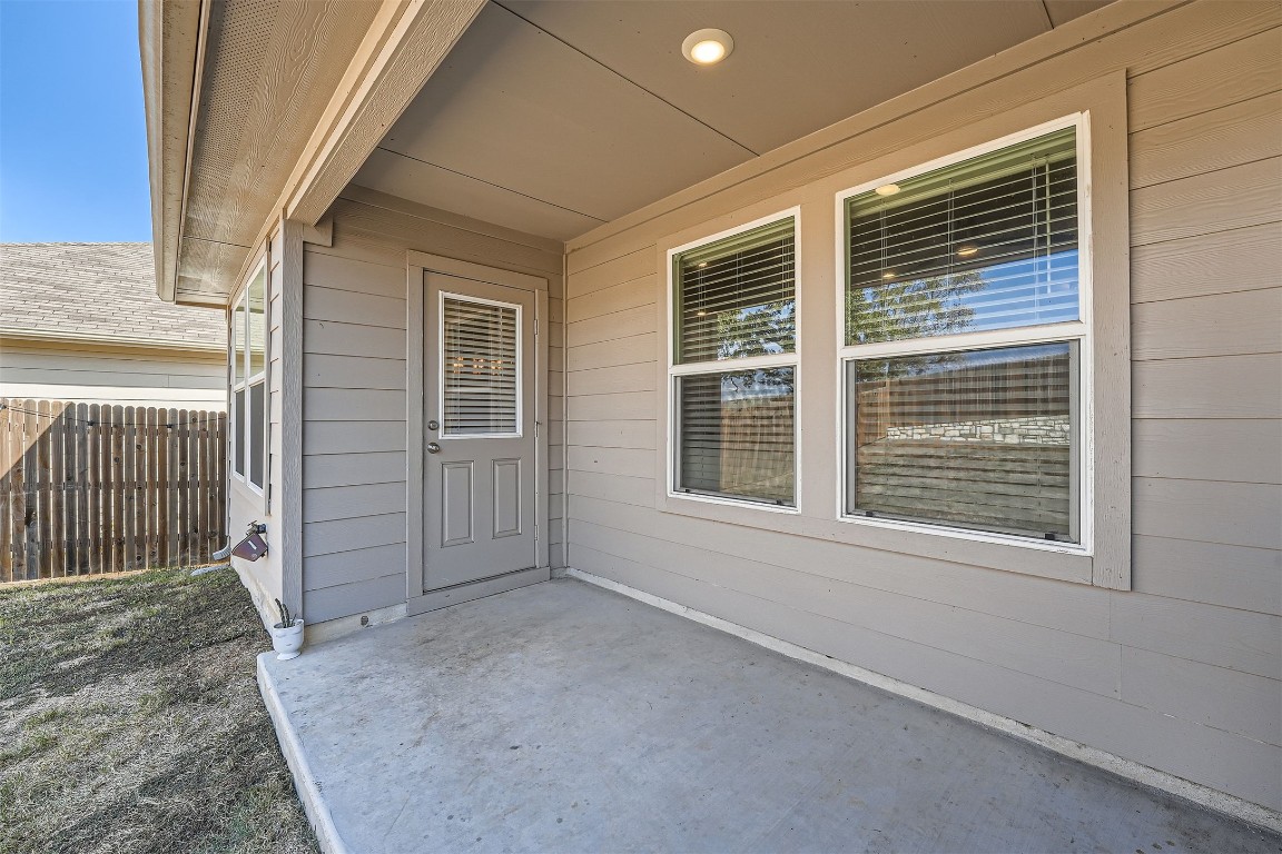 6404 Diamondleaf Bend Austin, TX 78724 - Photo 22 of 29 Doorway to property with a patio