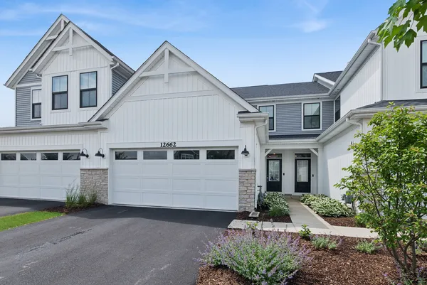 $399,999 | 12662 South Talbot Circle, Plainfield, IL 60585