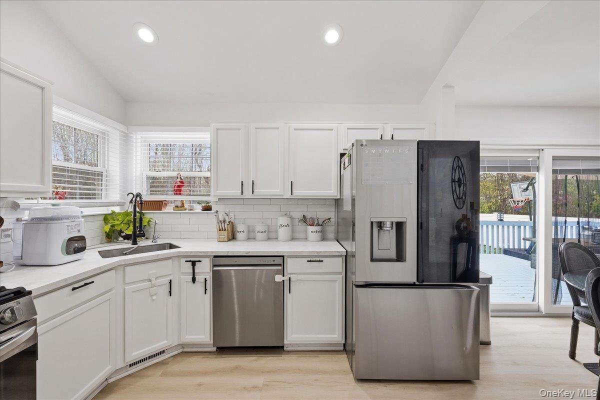 21 Reed Court Washingtonville, NY 10992 - Photo 10 of 48