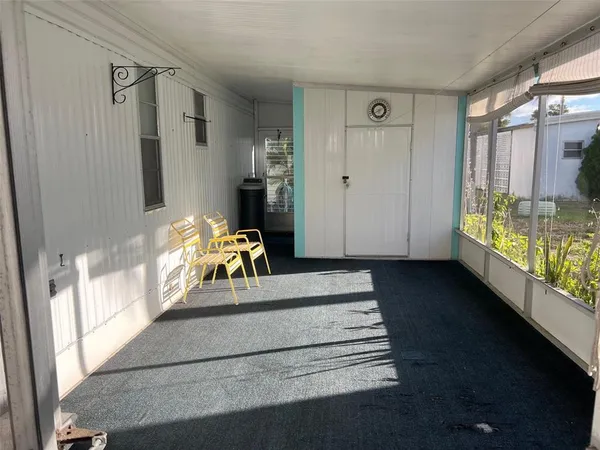 $139,900 | 201 Royal Palm Circle, Largo, FL 33778