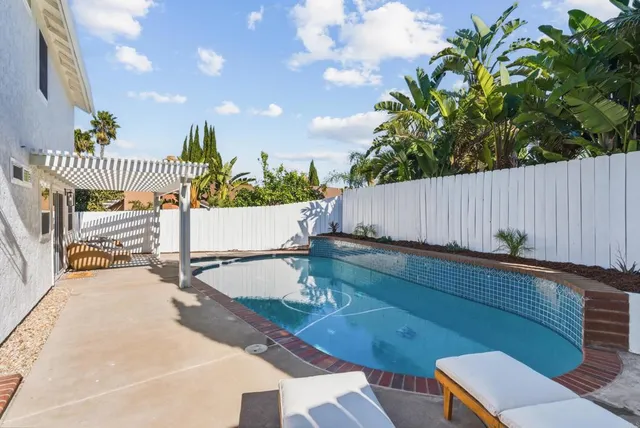 $1,199,000 | 11135 Socorro Street, San Diego, CA 92129