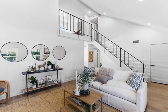 $1,199,000 | 11135 Socorro Street, San Diego, CA 92129