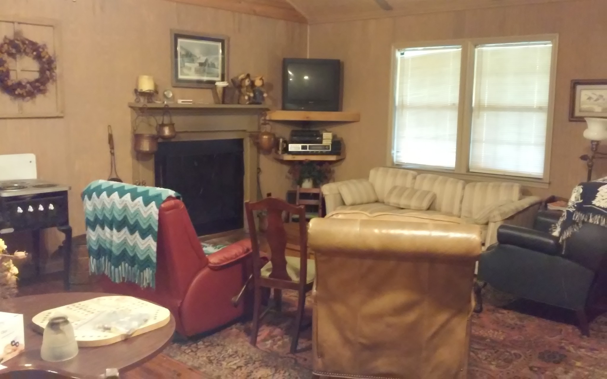 8200 Bethel Road Prospect, TN 38477 - Photo 18 of 50 a living room with furniture and a flat screen tv