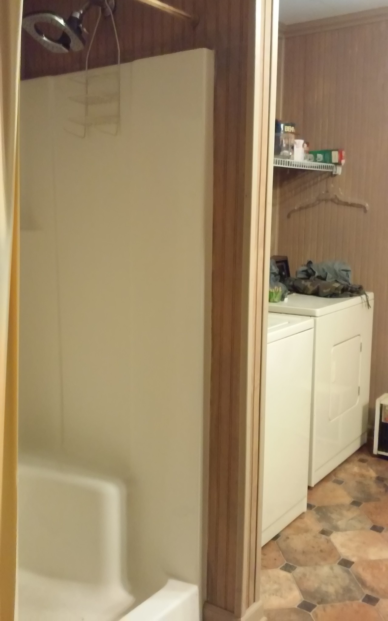 8200 Bethel Road Prospect, TN 38477 - Photo 32 of 50 a bathroom with a bathtub and sink