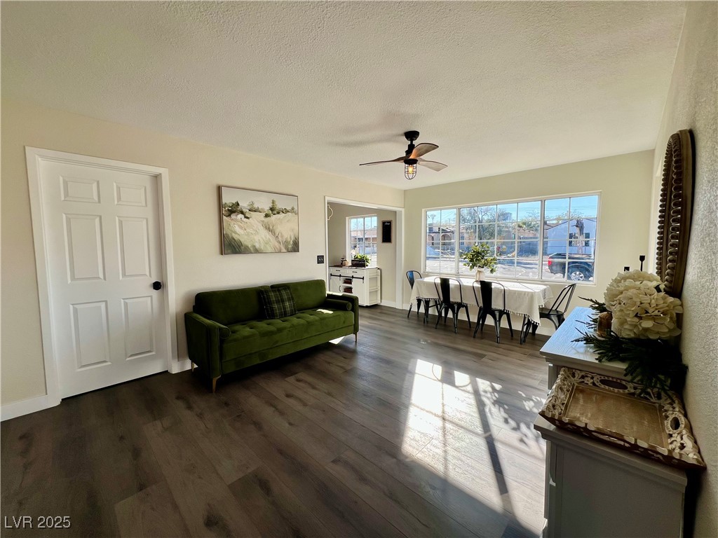 124 Fir Street Henderson, NV 89015 - Photo 3 of 19