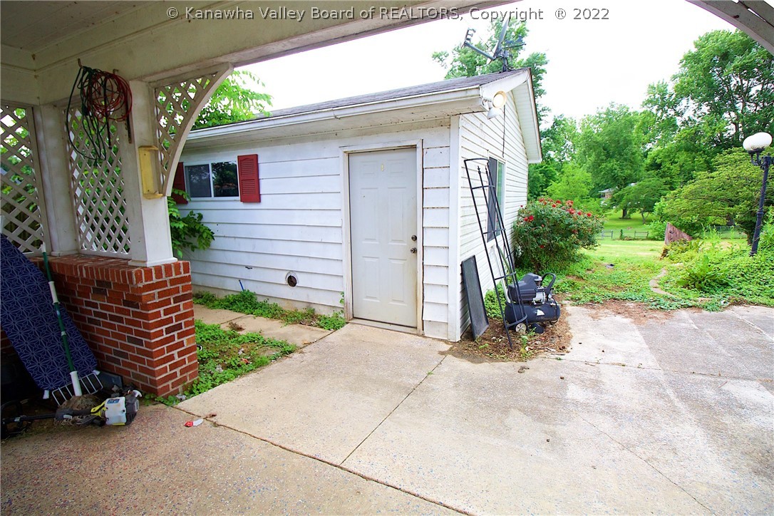1413 Strawberry Road St. Albans, WV 25177 - Photo 24 of 34 Gallery Image 24