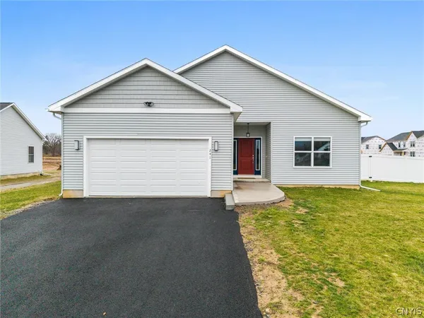 $499,900 | 241 Bloomfield Street, Van Buren, NY 13027
