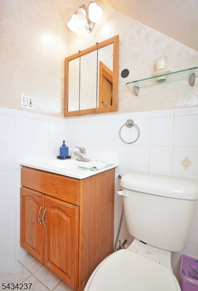 2463 Dorchester Road Union, NJ 07083 - Photo 26 of 33