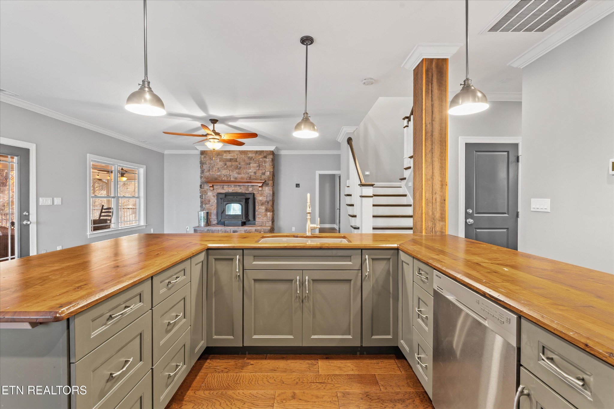 1059 Houston Springs Road Greenback, TN 37742 - Photo 11 of 49 Gallery Image 11