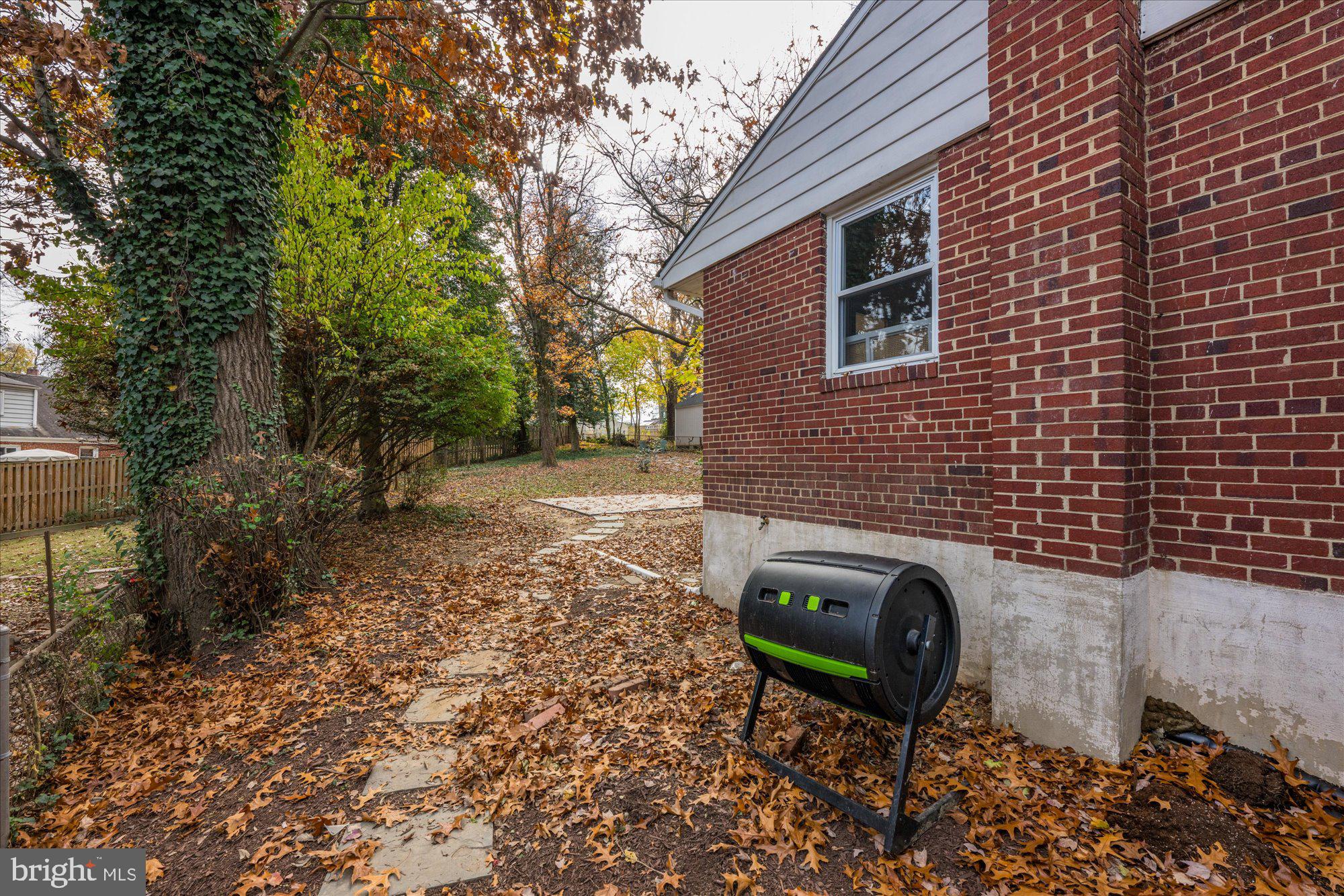 1706 Lansdowne Way Silver Spring, MD 20910 - Photo 34 of 42