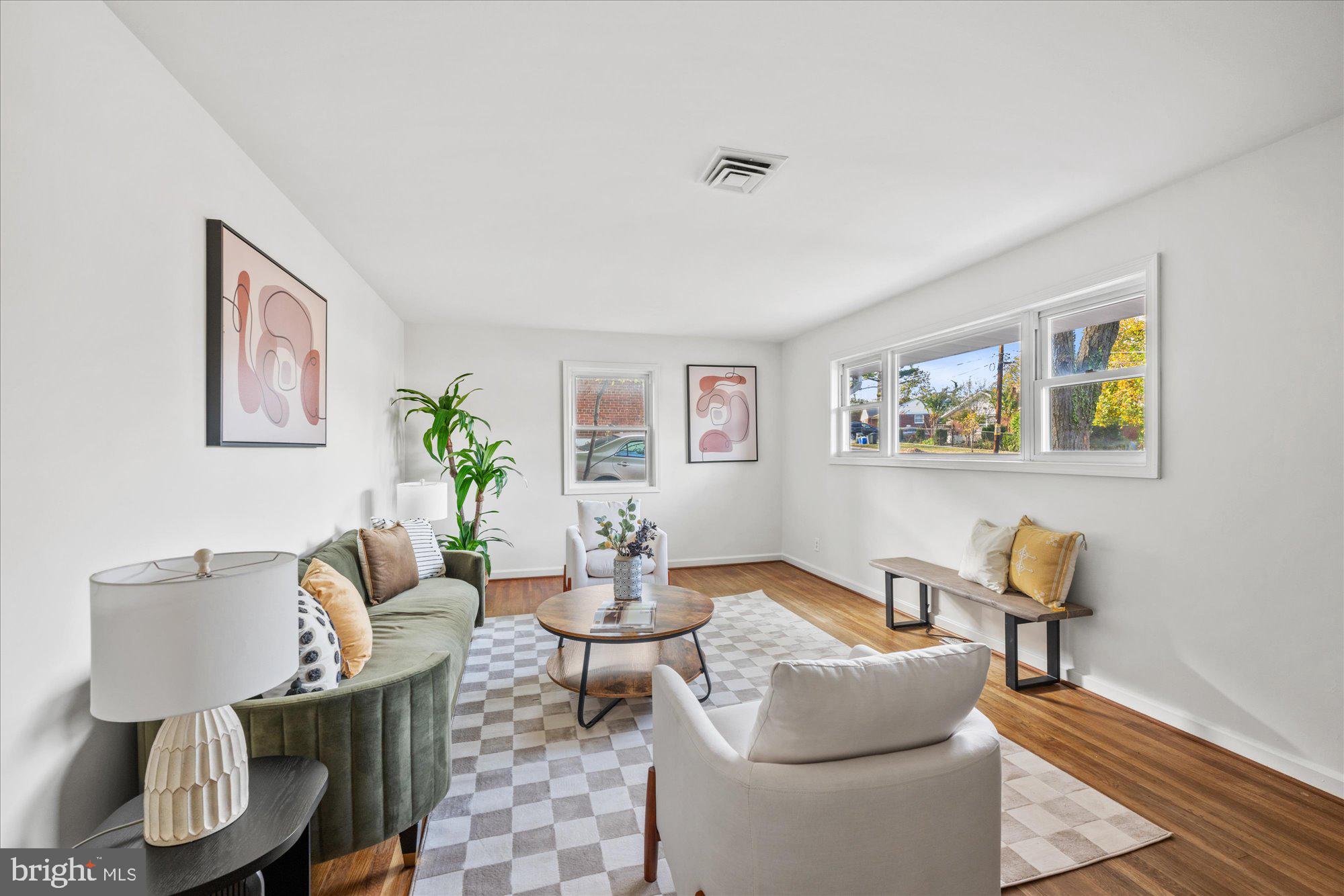 1706 Lansdowne Way Silver Spring, MD 20910 - Photo 5 of 42