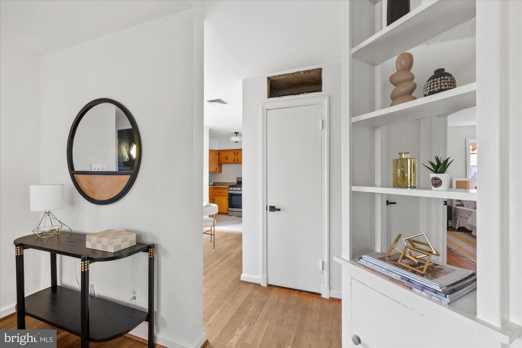 1706 Lansdowne Way Silver Spring, MD 20910 - Photo 8 of 42