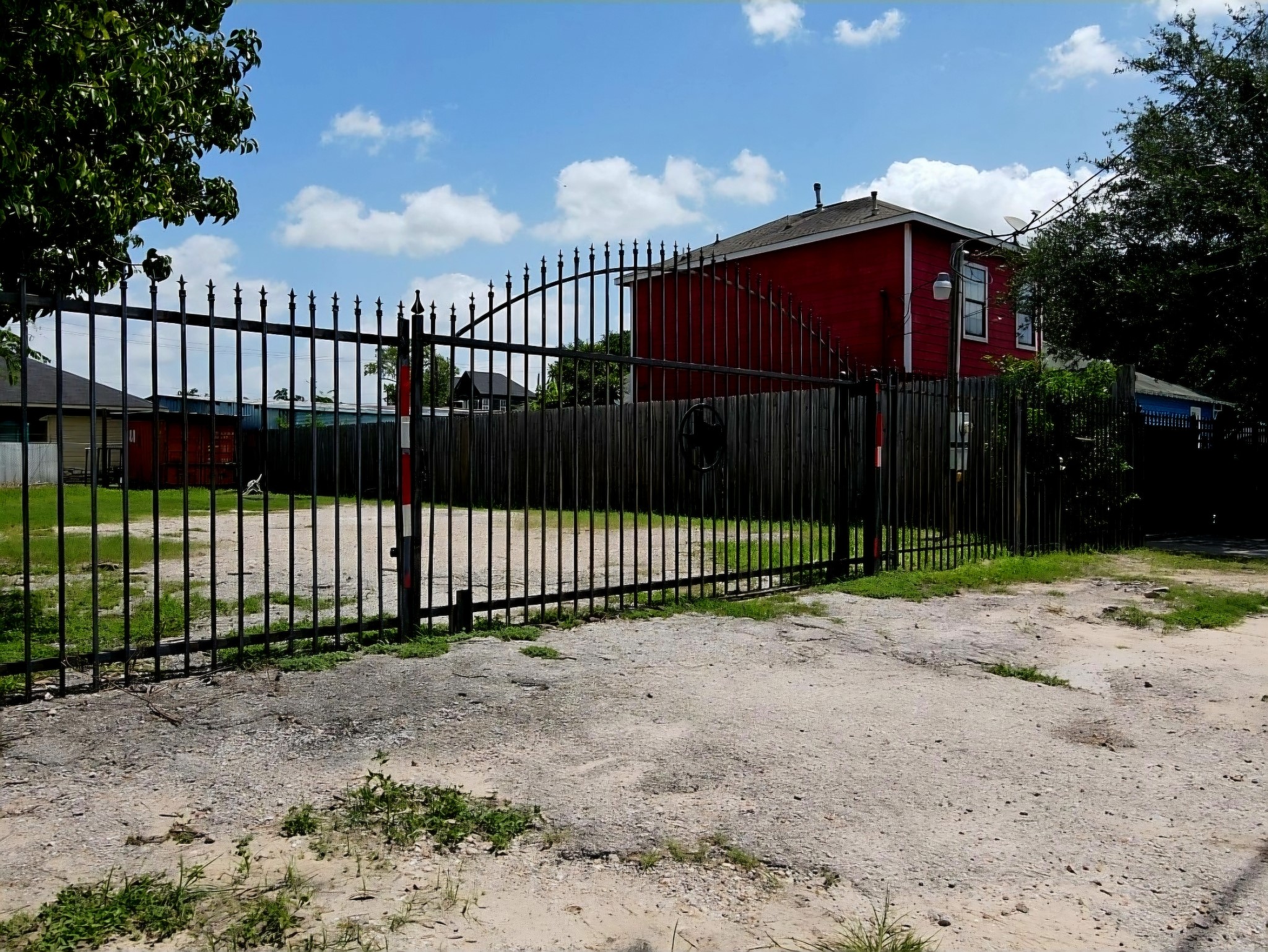 1417 Weiss Street Houston, TX 77009 - Photo 3 of 7