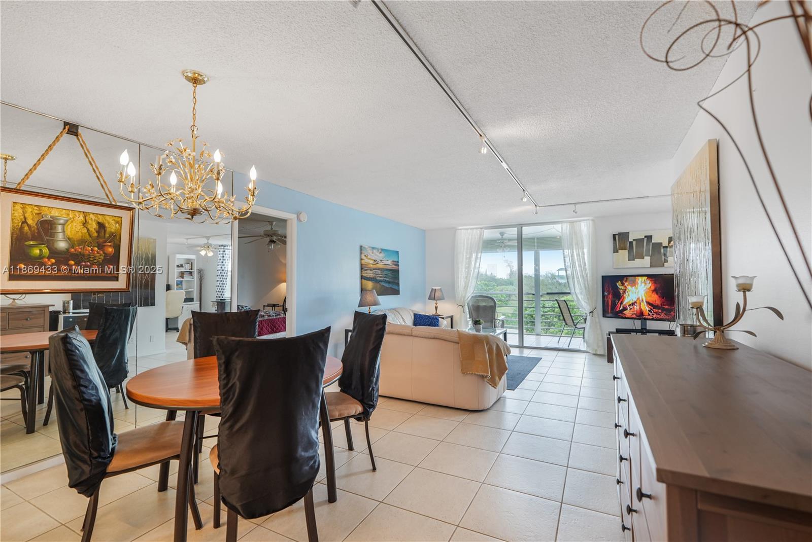 6100 Northwest 2nd Avenue, Unit 423 Boca Raton, FL 33487 - Photo 4 of 43