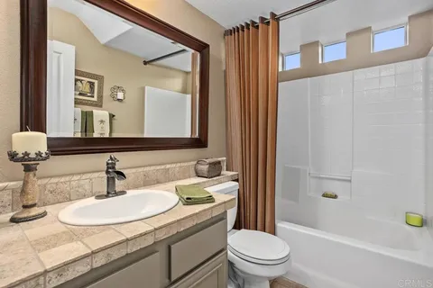 $1,539,000 | 1122 Via Vera Cruz, San Marcos, CA 92078