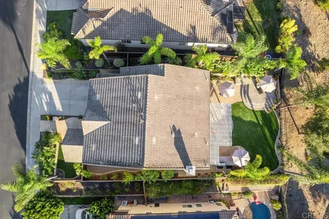 $1,539,000 | 1122 Via Vera Cruz, San Marcos, CA 92078