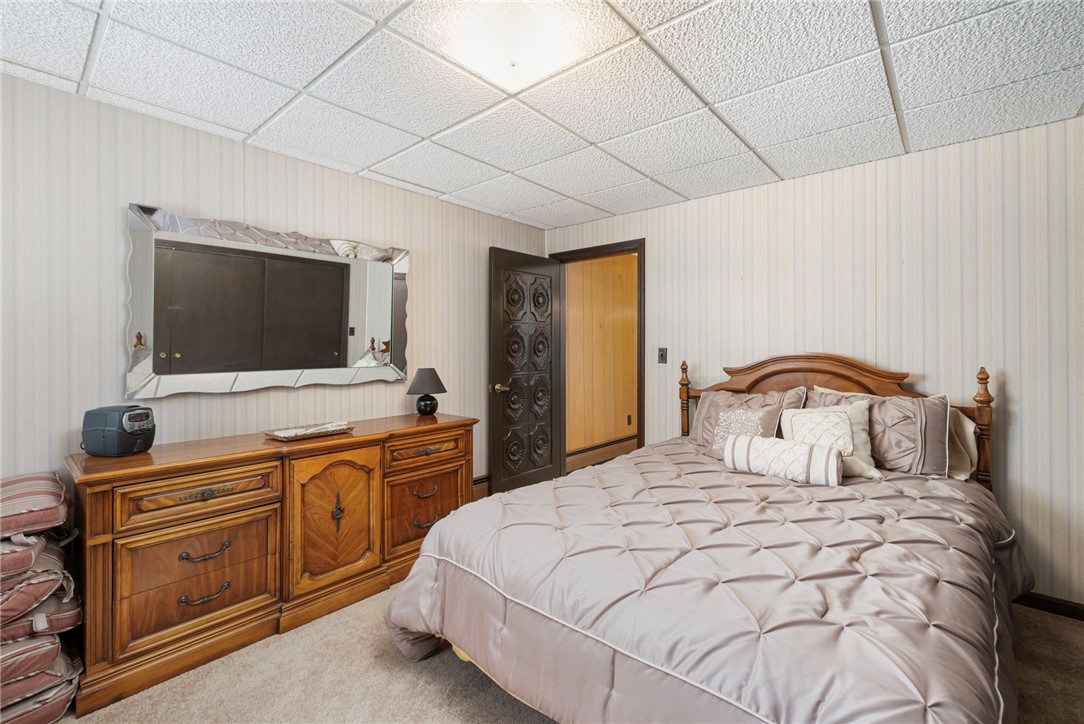 77 Cherry Hill Road Johnston, RI 02919 - Photo 17 of 31