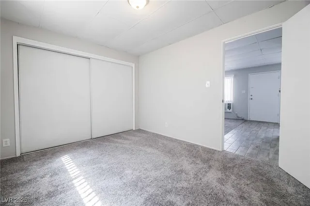 $999 | 239 West Cleveland Avenue, Unit 6, Las Vegas, NV 89102