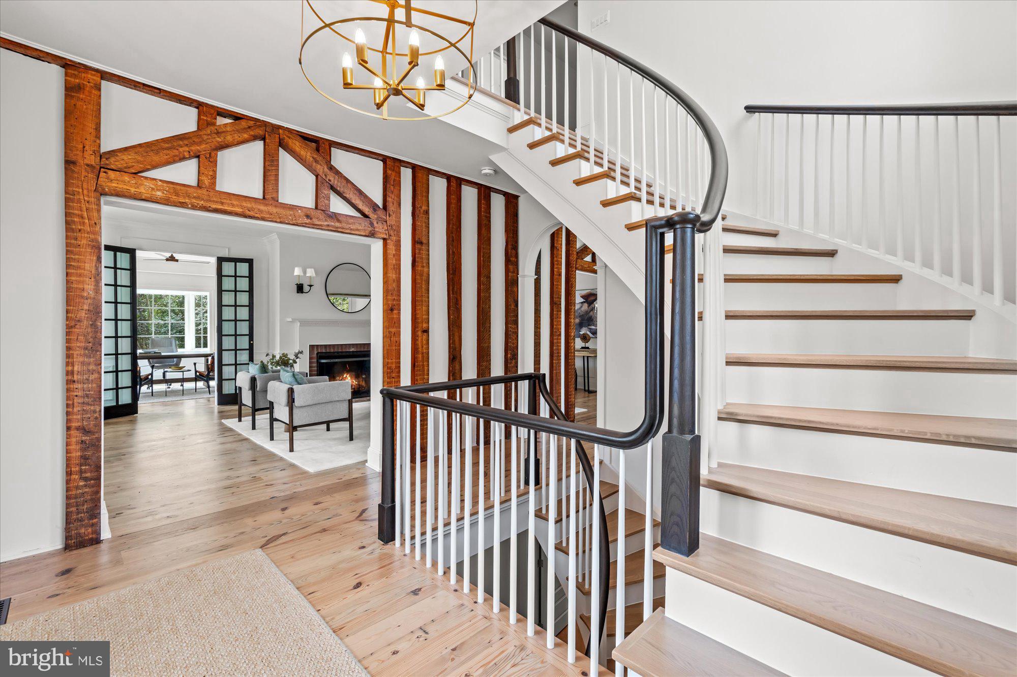 3612 North Glebe Road Arlington, VA 22207 - Photo 5 of 83 Gallery Image 5
