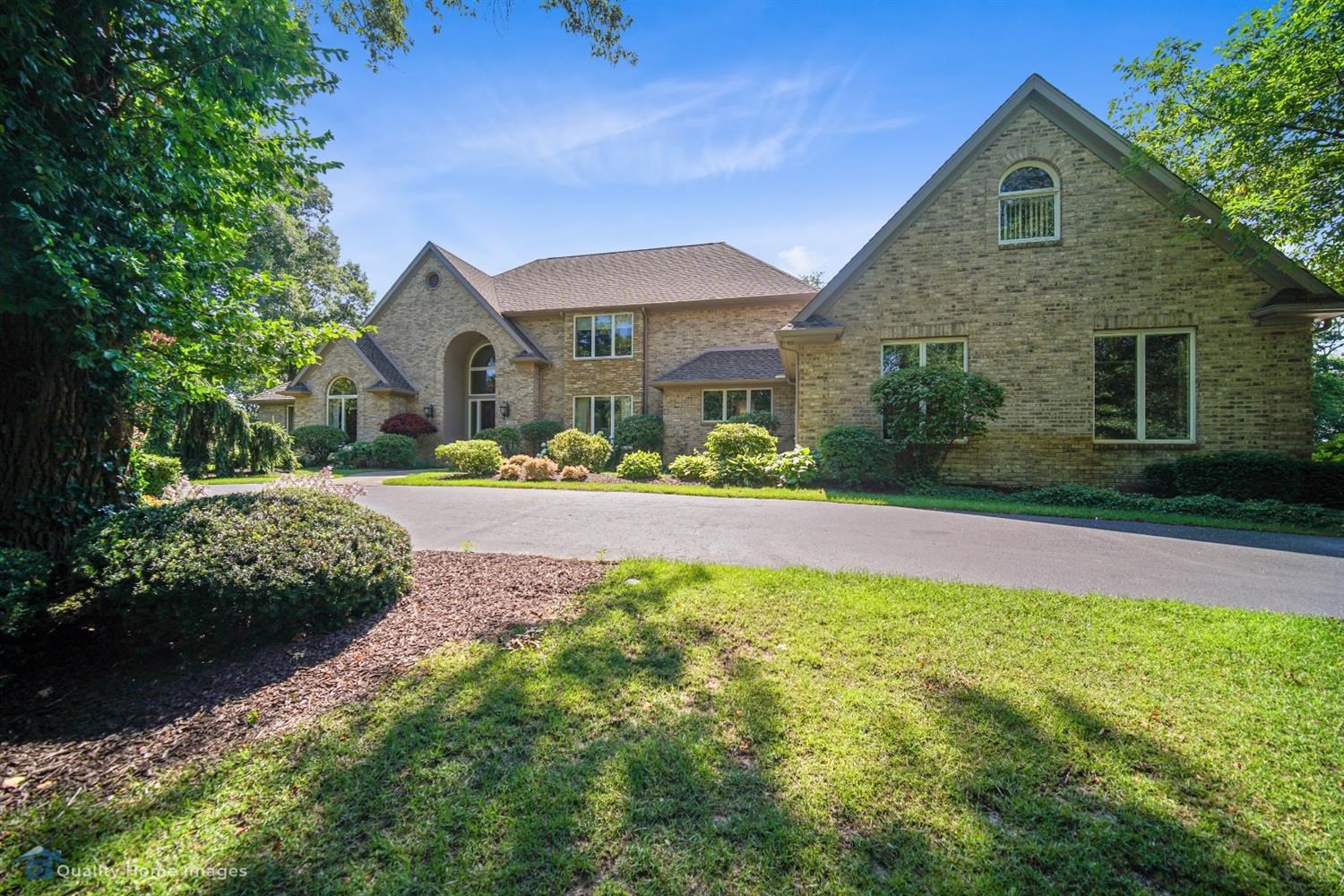 6654 Ridgeview Drive Demotte, IN 46310 - Photo 1 of 37 1500x1000