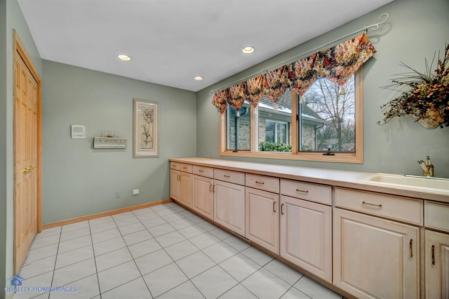 6654 Ridgeview Drive Demotte, IN 46310 - Photo 27 of 37 1500x1000