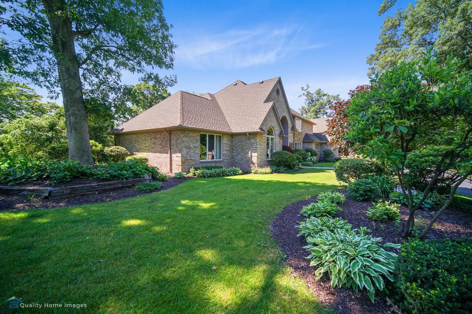 6654 Ridgeview Drive Demotte, IN 46310 - Photo 3 of 37 1500x1000