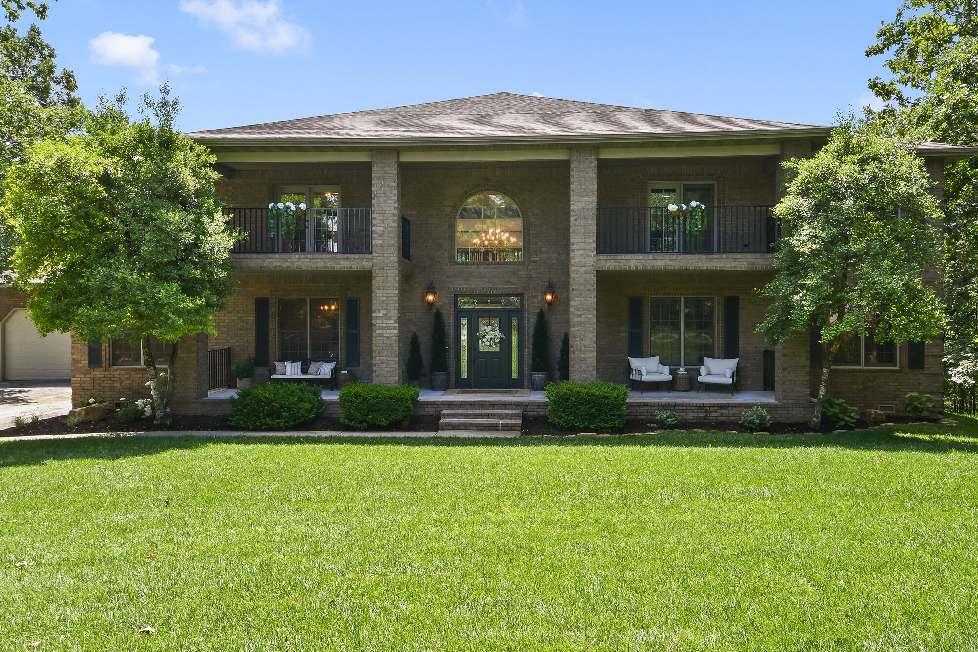 1013 Silvercrest Place Reeds Spring, MO 65737 - Photo 1 of 92 Primary