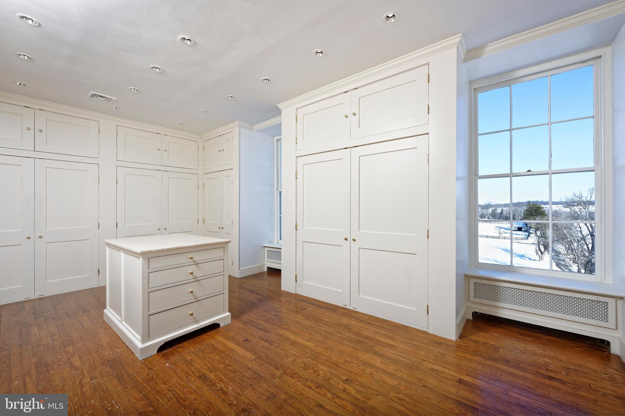 2224 Crenshaw Road Upperville, VA 20184 - Photo 25 of 50 Dressing room has floor to ceiling custom closets