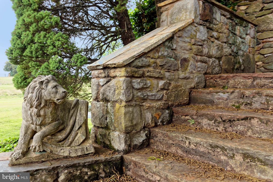 2224 Crenshaw Road Upperville, VA 20184 - Photo 38 of 50 Spectacular stone walls surround the gardens