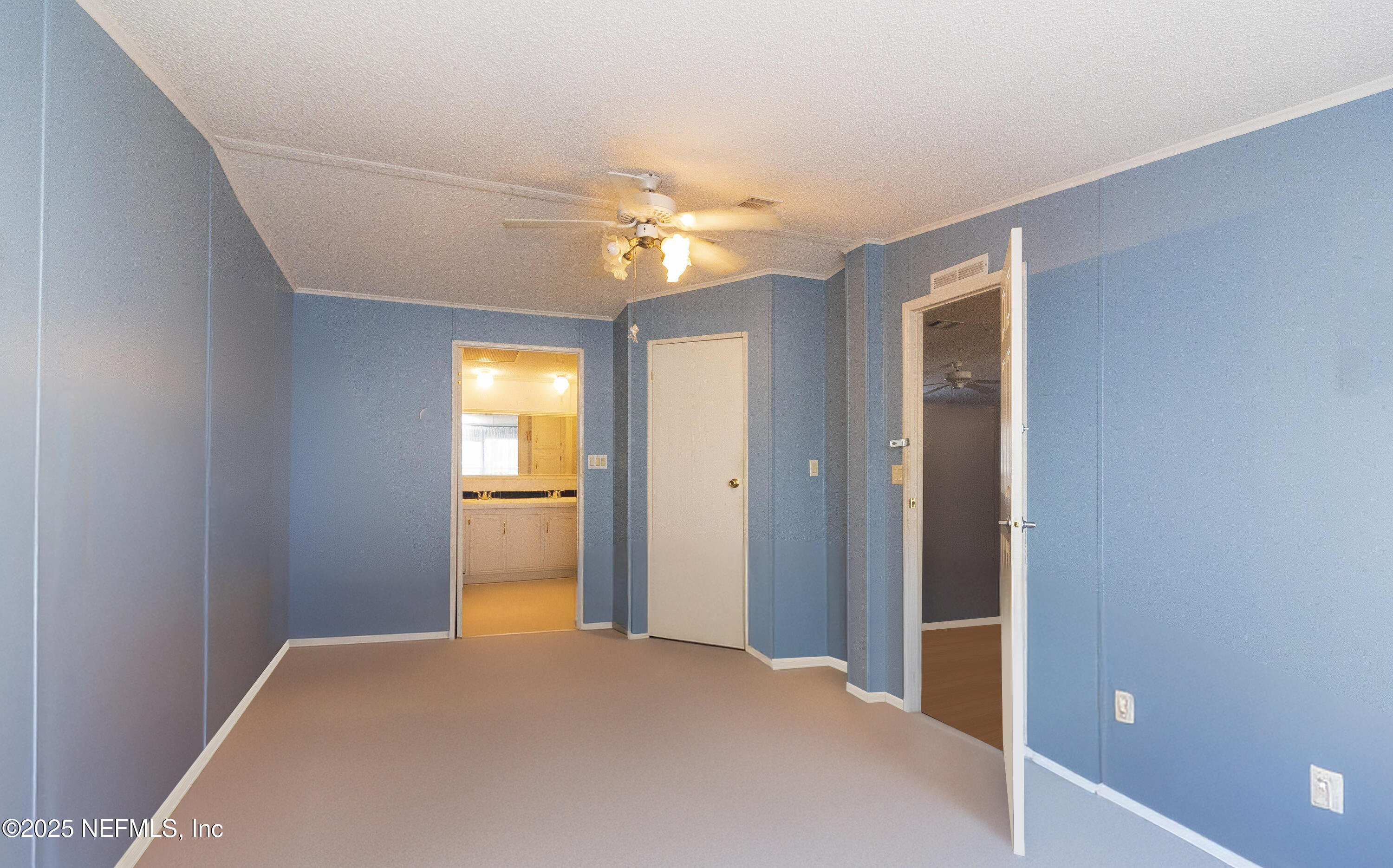 222 Kitty Avenue Interlachen, FL 32148 - Photo 30 of 34 a view of empty room with window