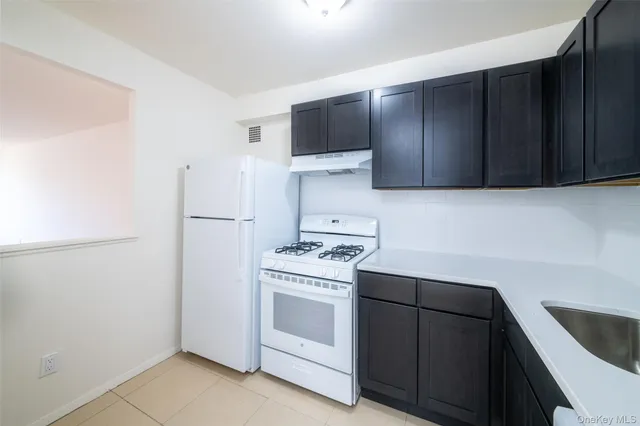 $2,150 | 125 Lake Street, Unit 3C SOUTH, White Plains, NY 10604