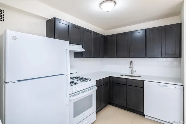 $2,150 | 125 Lake Street, Unit 3C SOUTH, White Plains, NY 10604