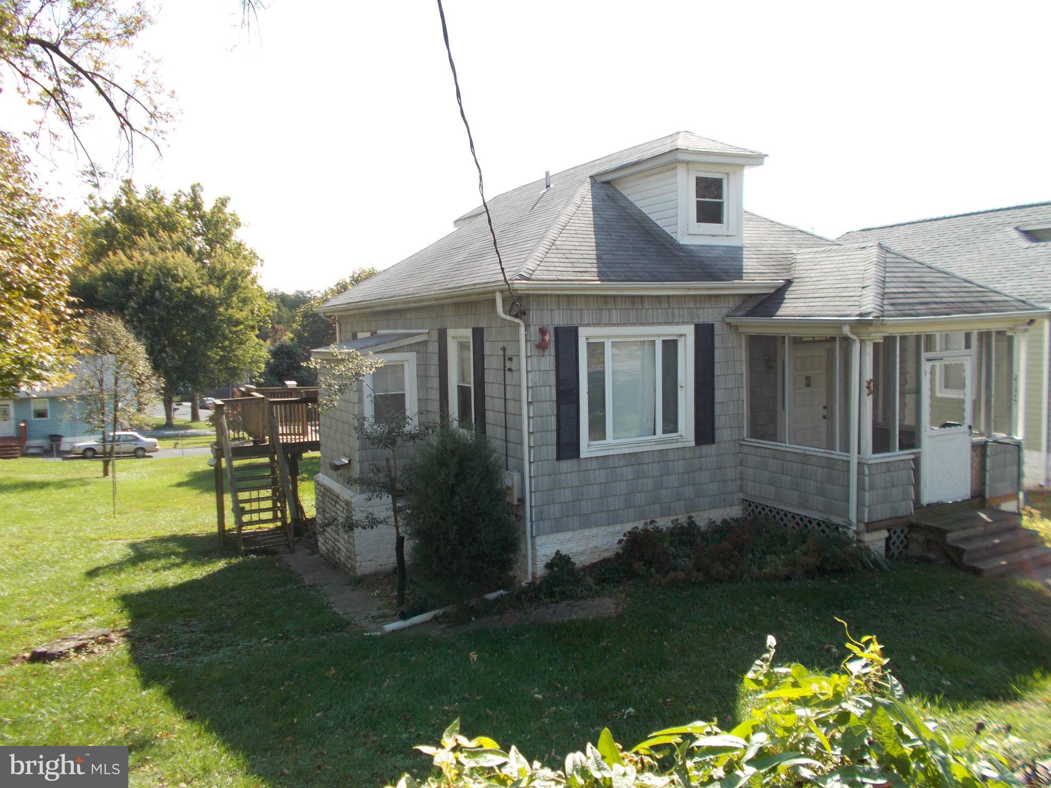 4125 Old Washington Road Baltimore, MD 21227 - Photo 2 of 6 Exterior (Front)