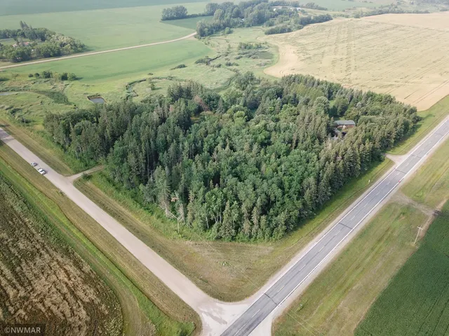 $110,000 | 25913 County Road 129, Roseau, MN 56751
