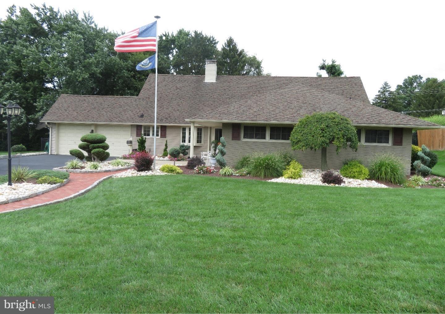 15 Flamehill Road Levittown, PA 19056 - Photo 1 of 25 Exterior Front