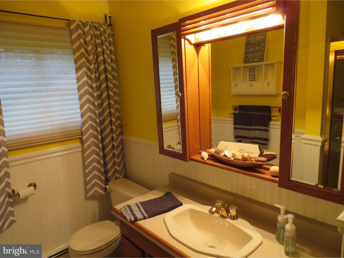 15 Flamehill Road Levittown, PA 19056 - Photo 16 of 25 Bathroom