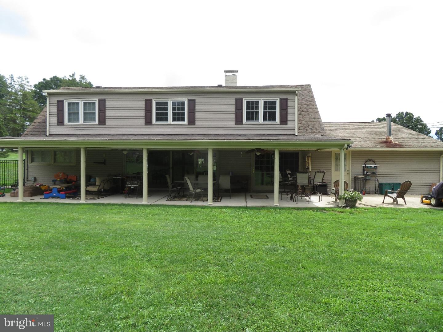 15 Flamehill Road Levittown, PA 19056 - Photo 23 of 25 Exterior Back