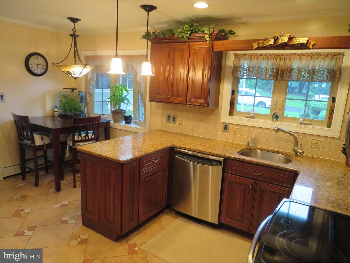 15 Flamehill Road Levittown, PA 19056 - Photo 5 of 25 Kitchen
