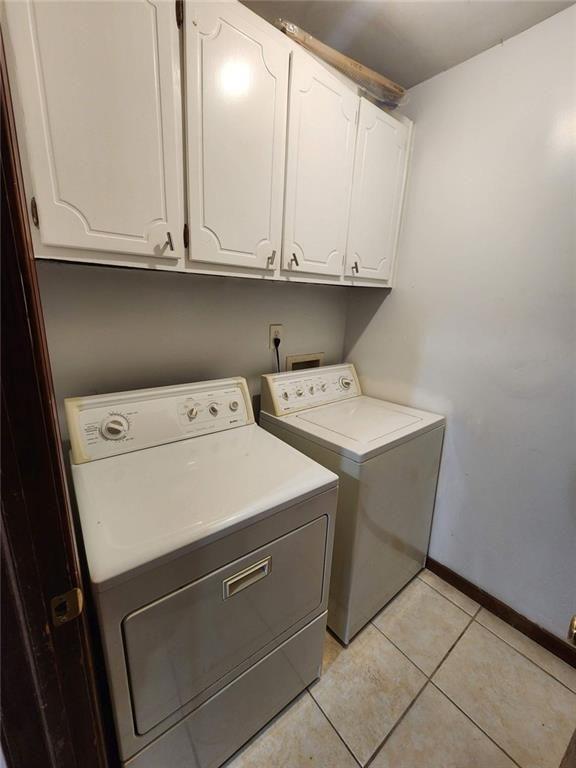 3186 Quince Tree Lane Decatur, GA 30034 - Photo 11 of 24 a utility room with dryer and washer