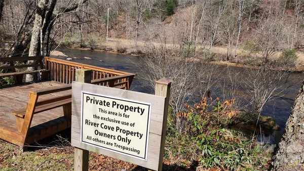 $399,800 | 360 River Cove Lane, Hayesville, NC 28904