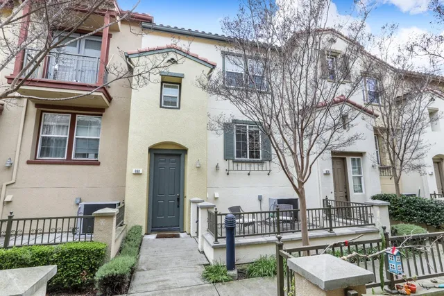 $1,197,000 | 690 Claridad Loop, Milpitas, CA 95035