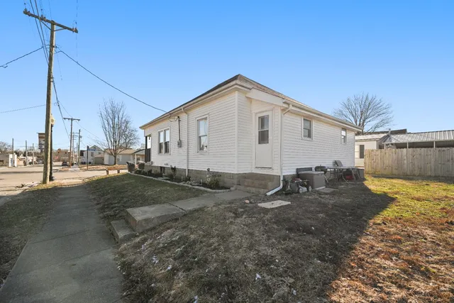 $172,500 | 345 North Walnut Street, Osgood, IN 47037