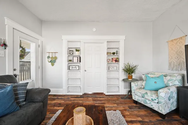 $172,500 | 345 North Walnut Street, Osgood, IN 47037